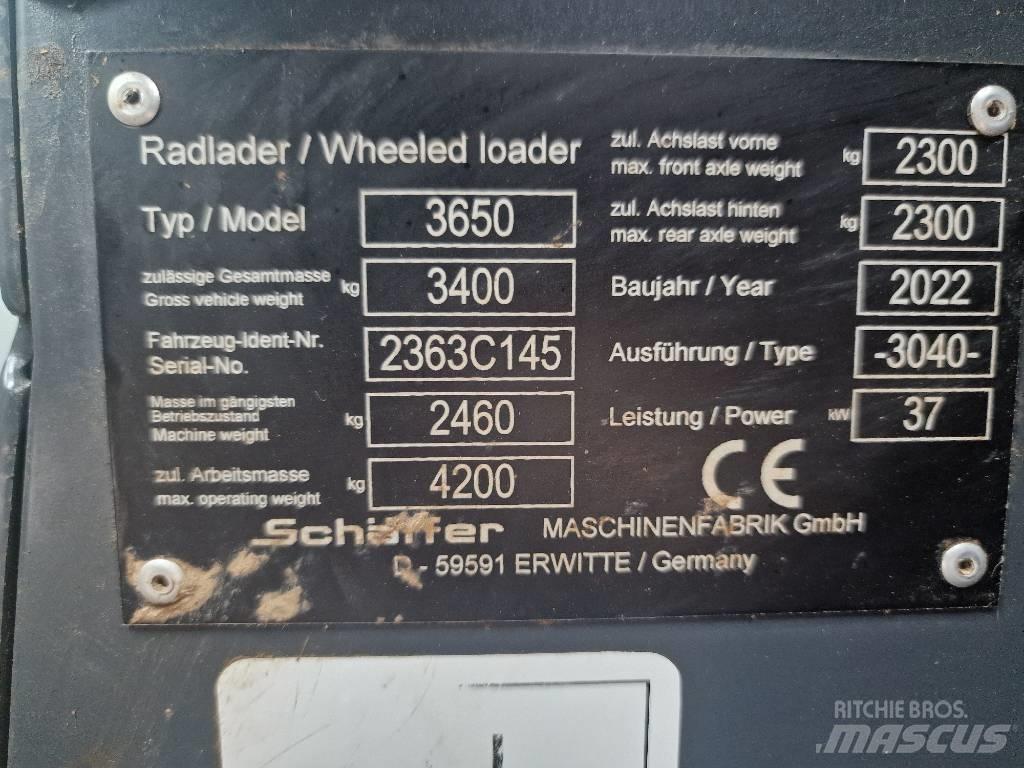 Schäffer 3650 Фронтальні навантажувачі