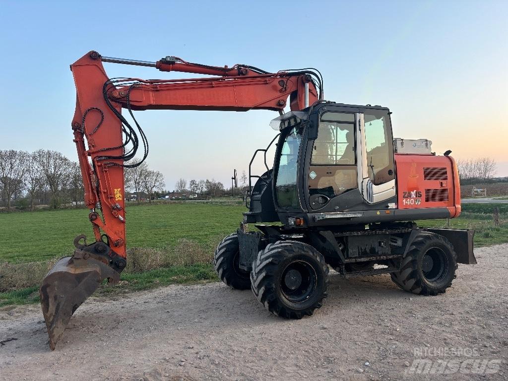 Hitachi ZX 140 W T-3 Колісні екскаватори
