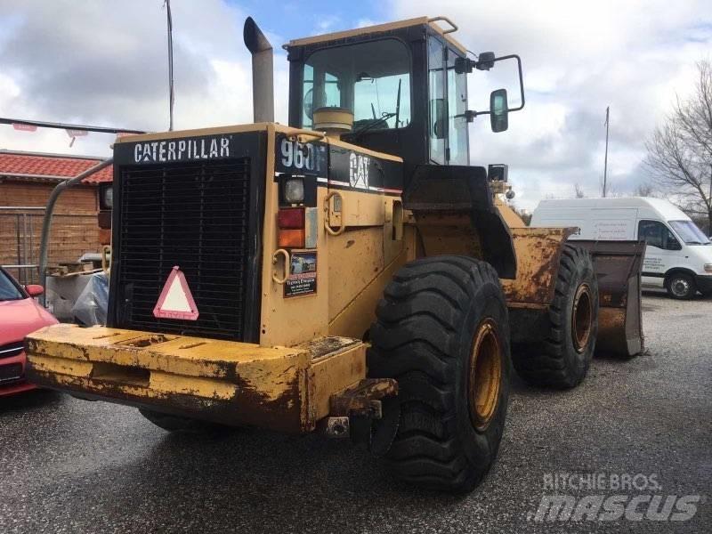 CAT 960 F Фронтальні навантажувачі