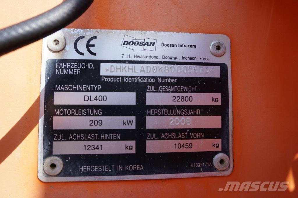 Doosan DL 400 Фронтальні навантажувачі