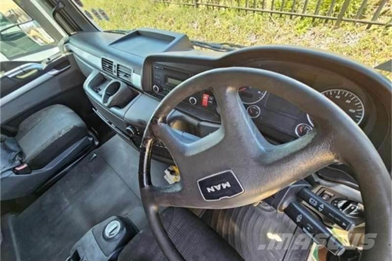 MAN 27 SERIES Вантажівки / спеціальні
