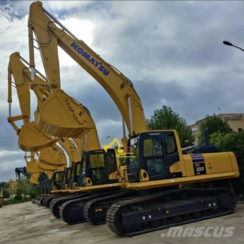 Komatsu PC 300-8 Гусеничні екскаватори