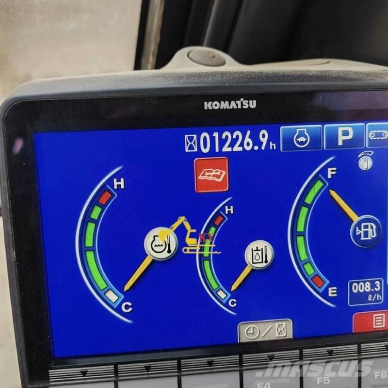 Komatsu PC 300-8 Гусеничні екскаватори
