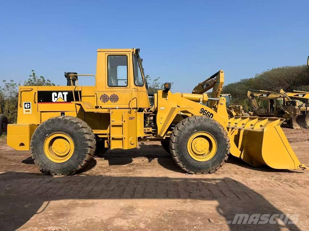 CAT 966 D Фронтальні навантажувачі