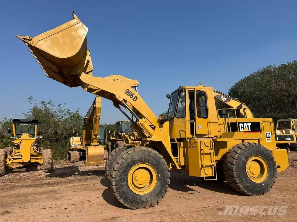 CAT 966 D Фронтальні навантажувачі