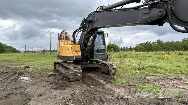 Volvo ECR 235EL Гусеничні екскаватори