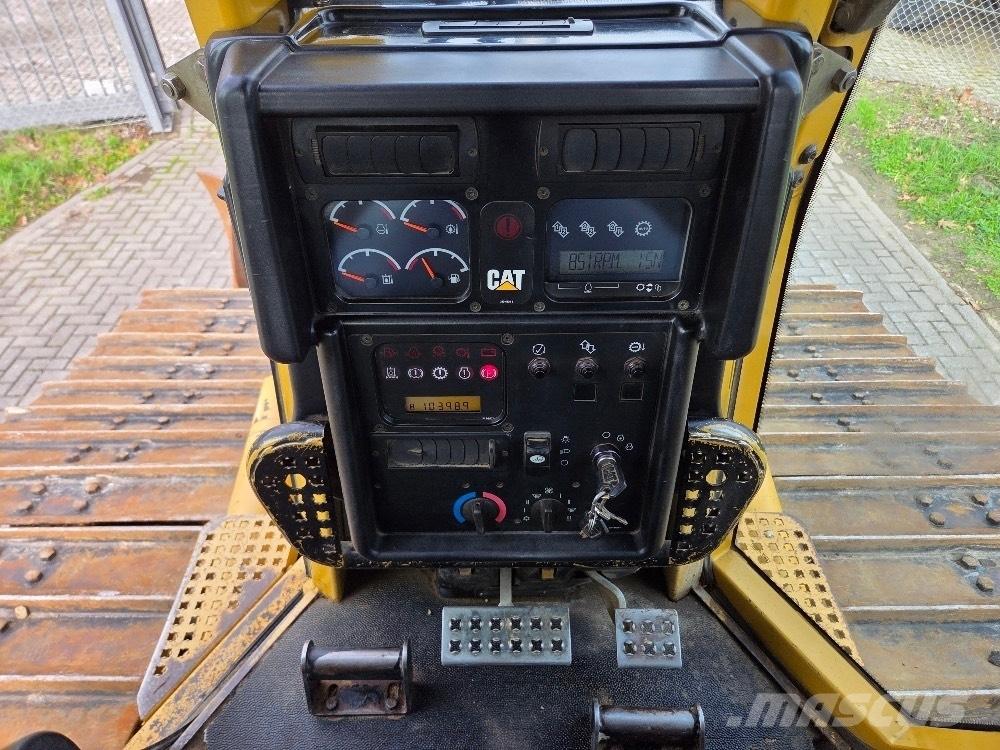 CAT D6N LGP Гусеничні бульдозери
