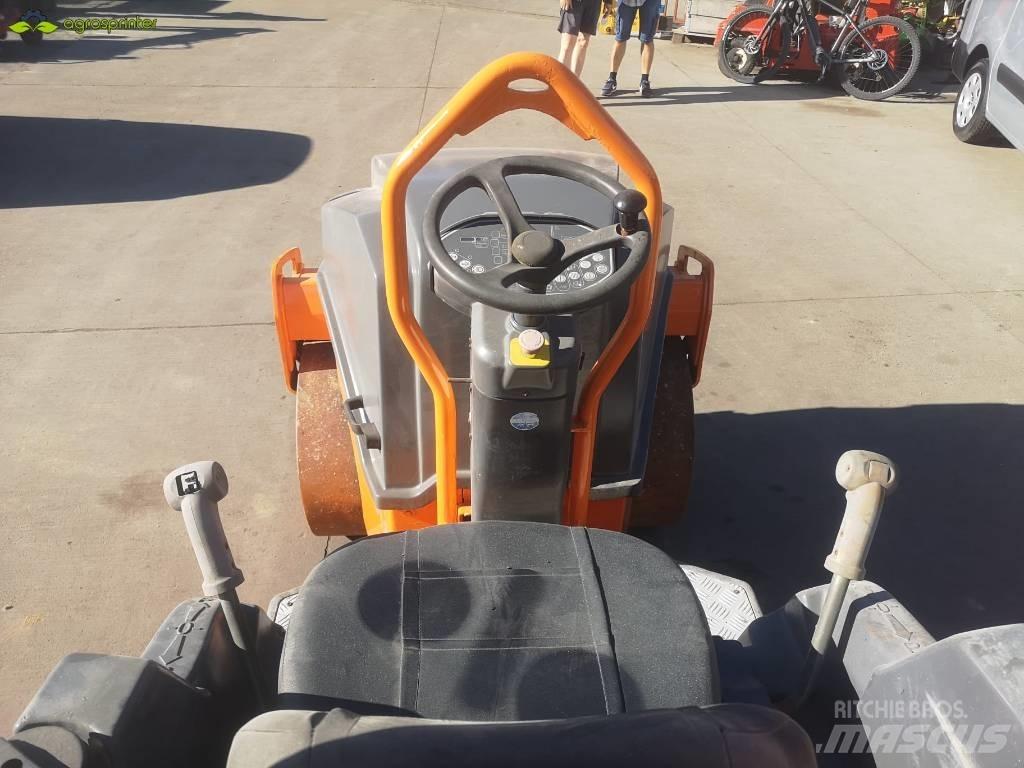 Hamm HD 12 VV Котки тротуарні