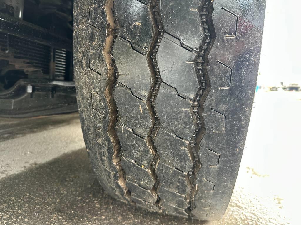 Mack MRU 613 Сміттєвози