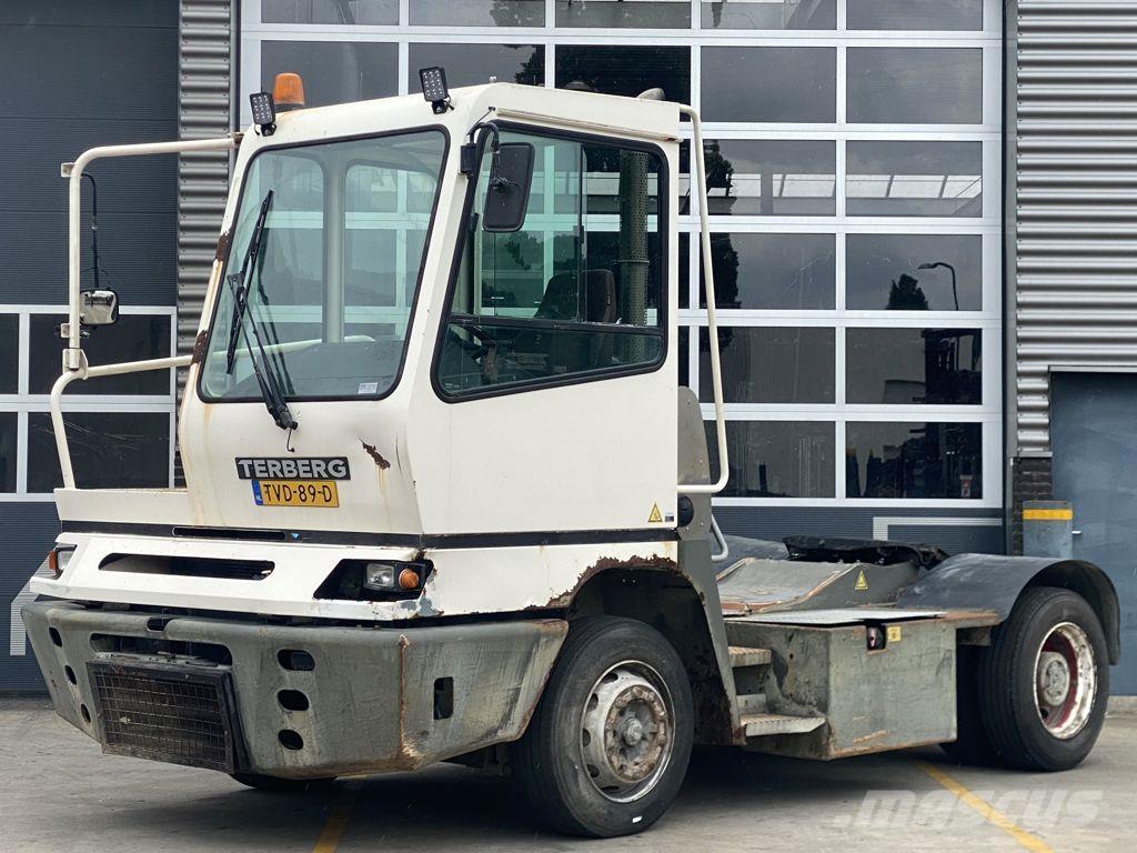 Terberg YT222 Тягачі