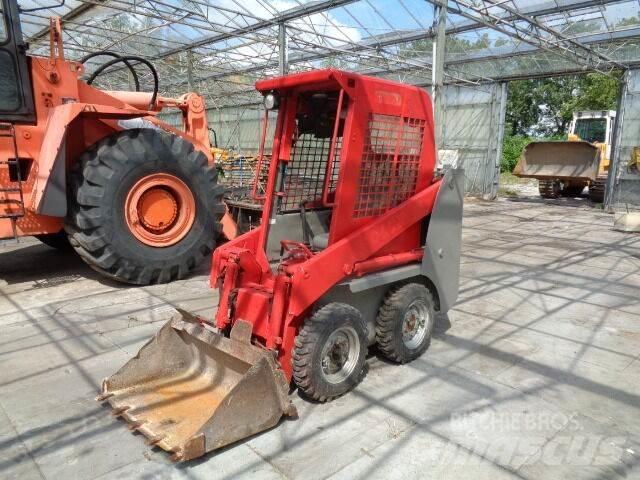 Gehl 1640 Міні-навантажувачі