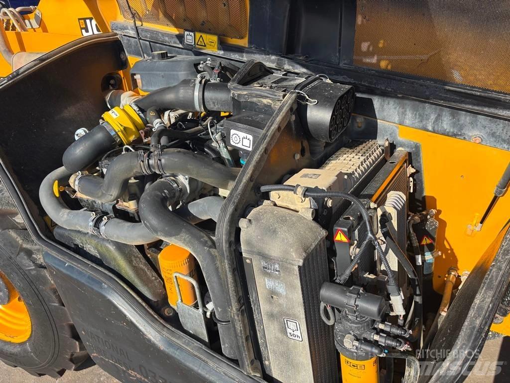 JCB 535-125 Hiviz Телескопічні навантажувачі