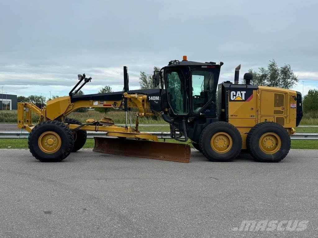 CAT 140M2 Грейдери
