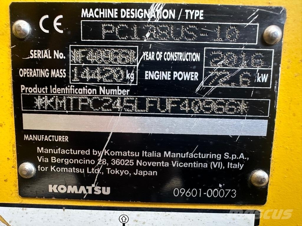 Komatsu PC 138 US-10 Гусеничні екскаватори