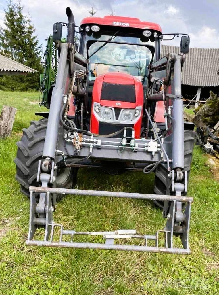 Zetor FORTERRA 140 Трактори
