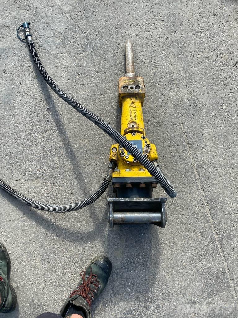 Epiroc SB102 Плуги