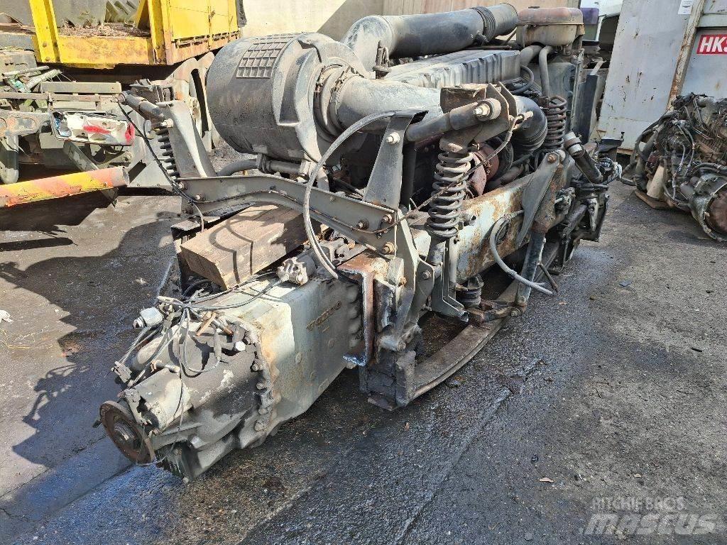 Volvo D12A340 Двигуни