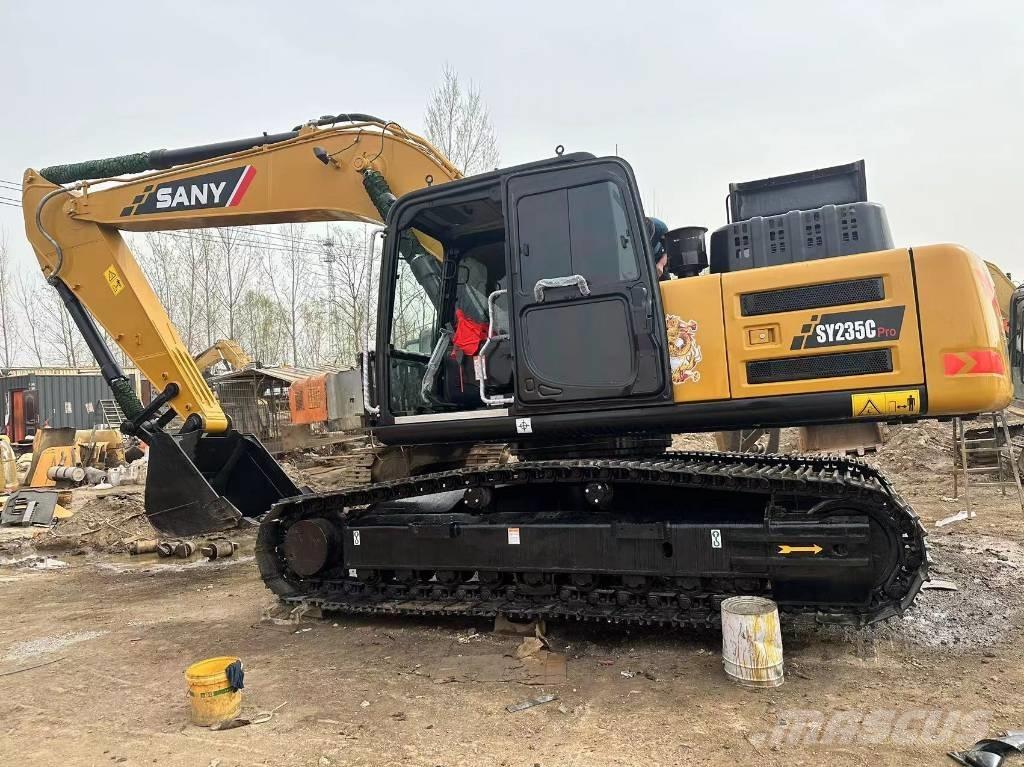 Sany SY 235 C Гусеничні екскаватори