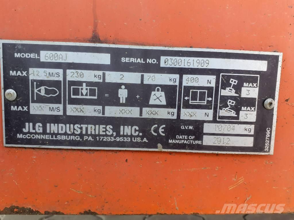 JLG 600AJ Колінчаті підйомники