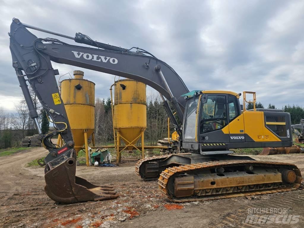 Volvo EC 300 EL Гусеничні екскаватори