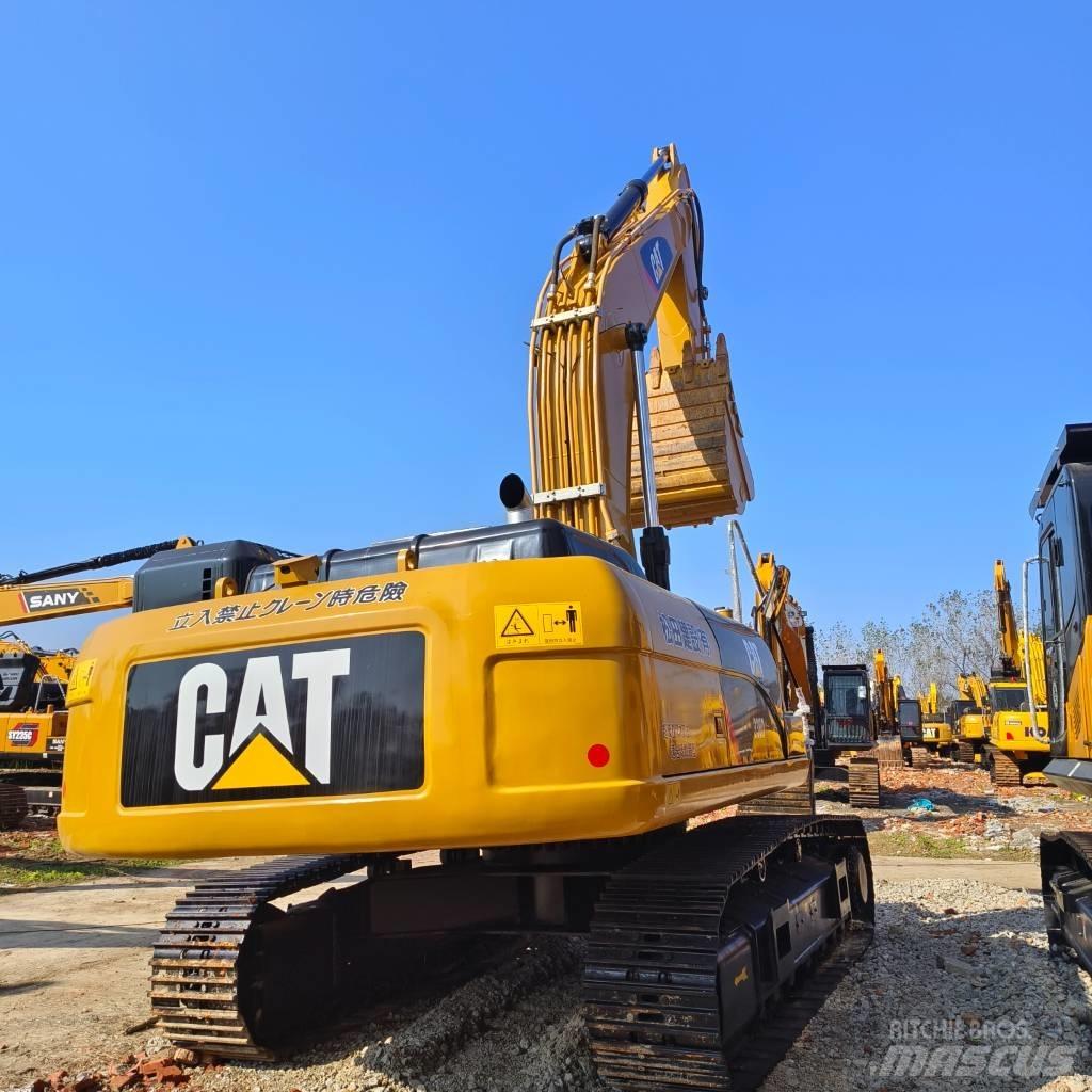 CAT 330D2 Гусеничні екскаватори