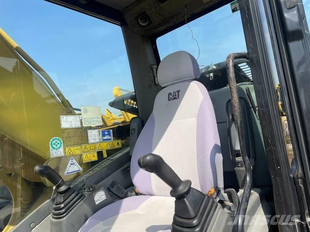 CAT 329 D Екскаватори з великим вилітом