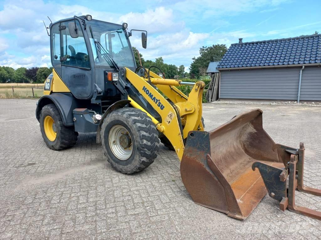 Komatsu WA 80-6 Фронтальні навантажувачі