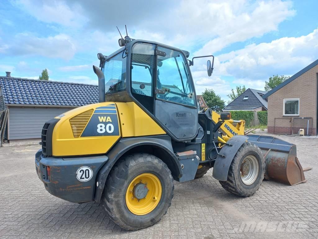 Komatsu WA 80-6 Фронтальні навантажувачі