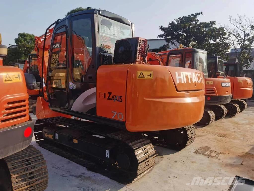 Hitachi ZX 70 Середні екскаватори 7т. - 12т.