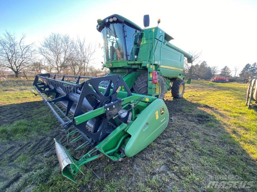 John Deere W 650 Зернозбиральні комбайни