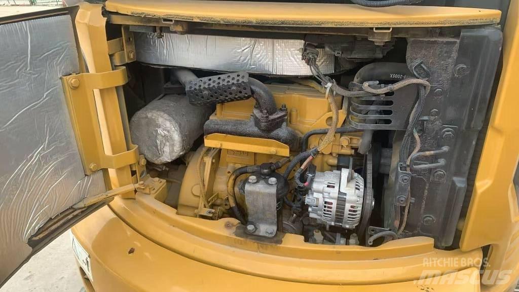 CAT 303 Гусеничні екскаватори