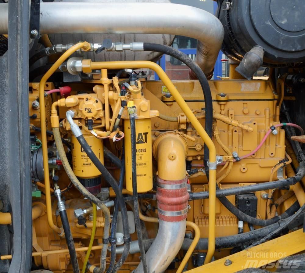 CAT 966H Фронтальні навантажувачі