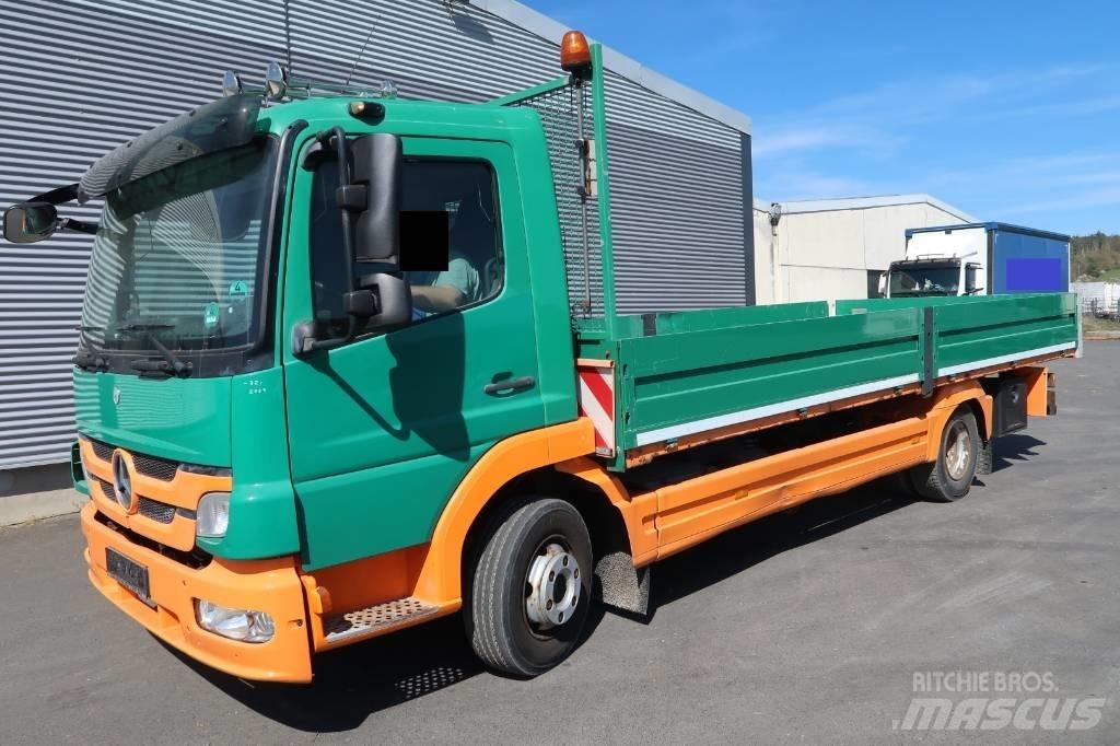 Mercedes-Benz 822 L Пікапи / Бічне розвантаження