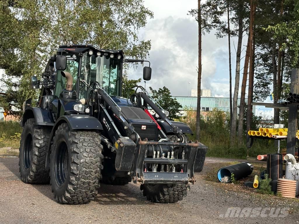 Huddig 1260 D Екскаватори-навантажувачі