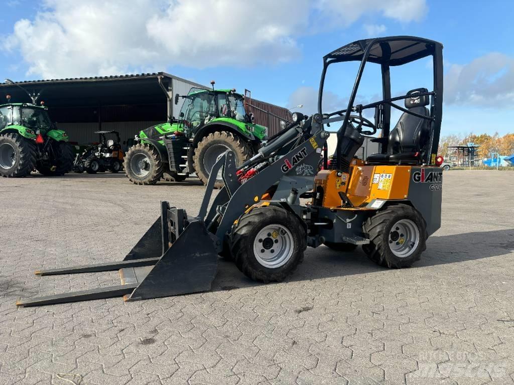 GiANT G 1200 Міні-навантажувачі