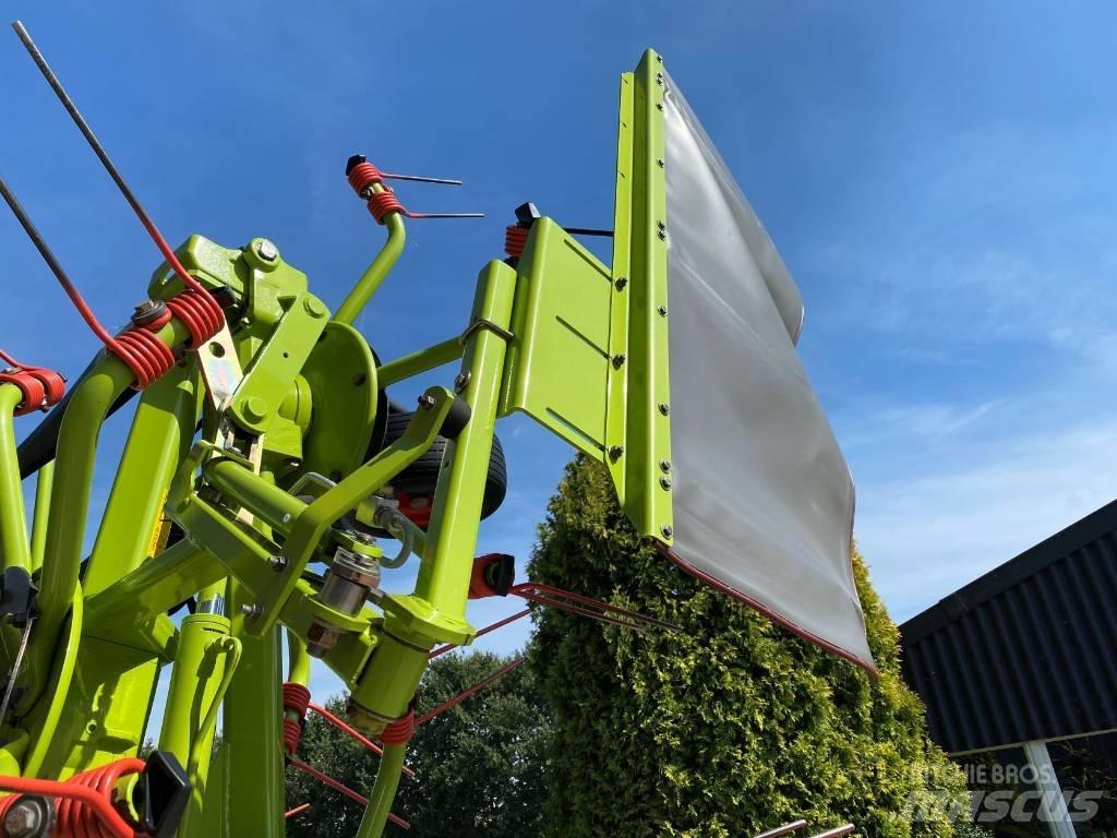 CLAAS Volto 900 Граблі і сінозворушувачі