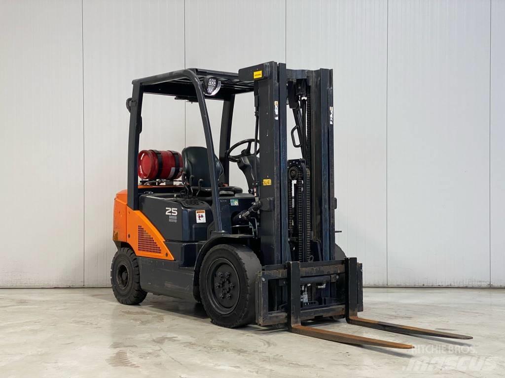 Doosan G25N-7 Газові навантажувачі