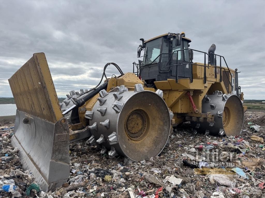 CAT 836 Сміттєві преси