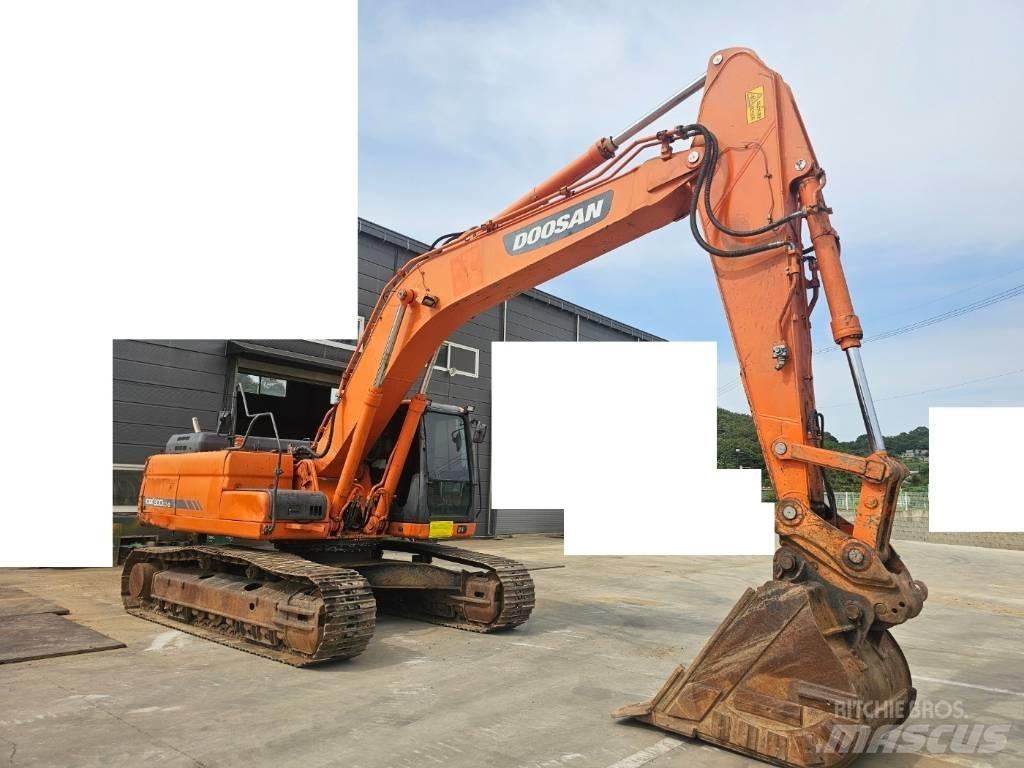 Doosan DX 300 LC-3 Гусеничні екскаватори