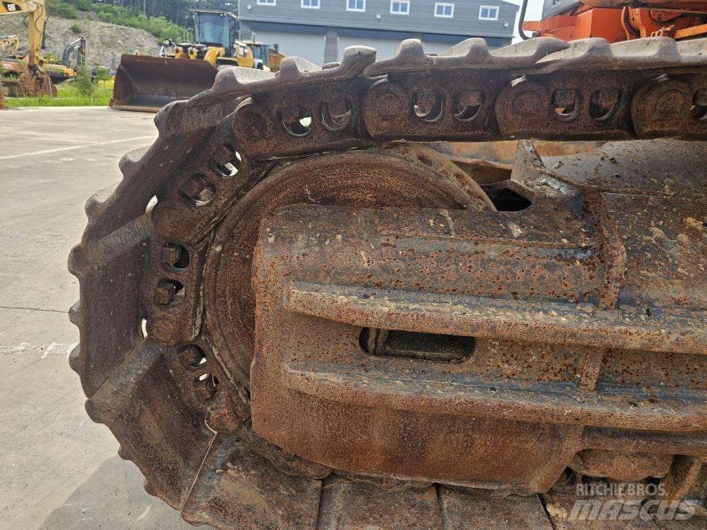 Doosan DX 300 LC-3 Гусеничні екскаватори