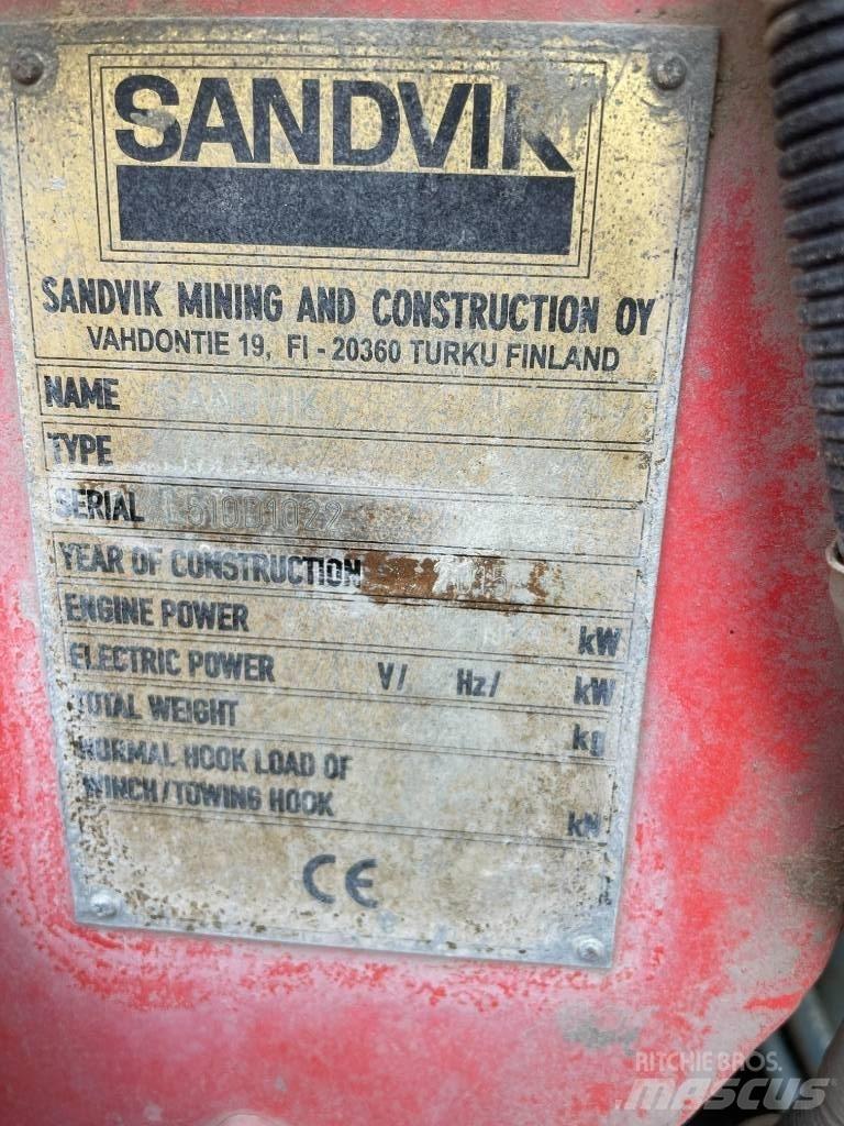 Sandvik LH 410 Підземні навантажувачі