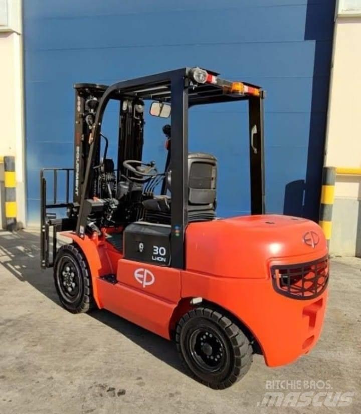 EP EQUIPMENT EFL302 Електронавантажувачі