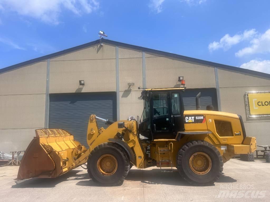 CAT 938M Фронтальні навантажувачі