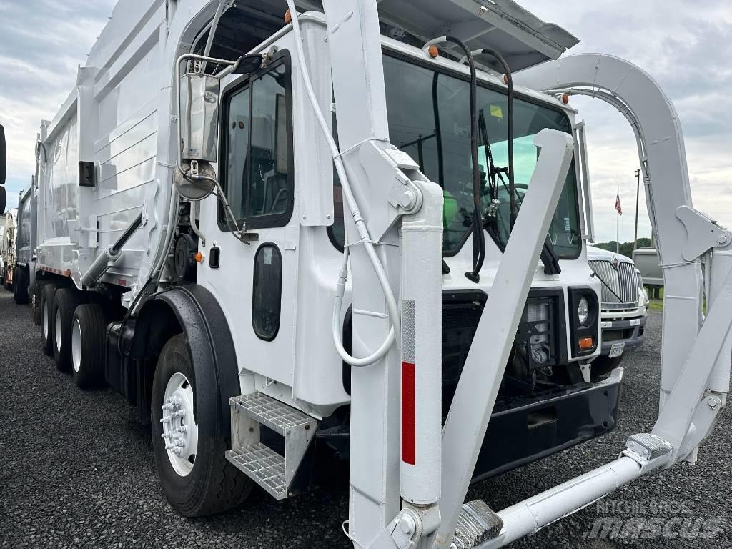 Mack MRU613 Сміттєвози