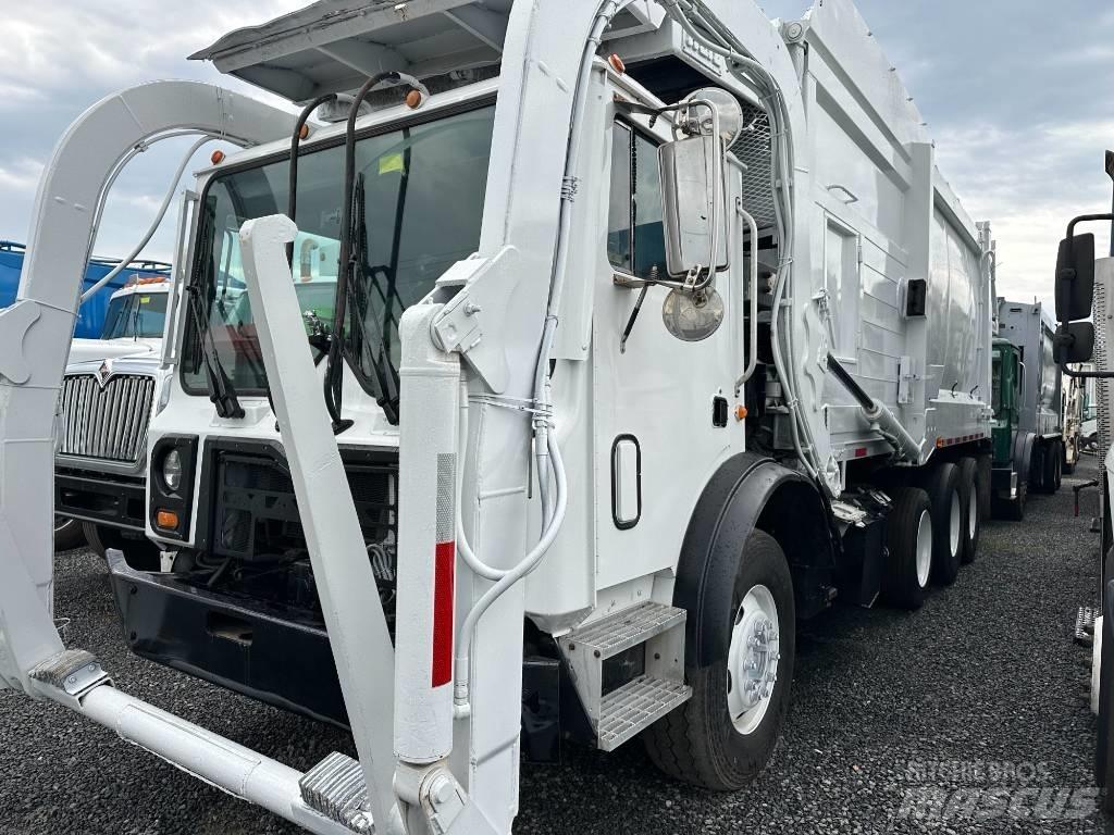 Mack MRU613 Сміттєвози