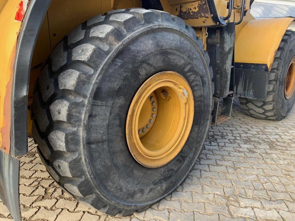 CAT 966 K Фронтальні навантажувачі