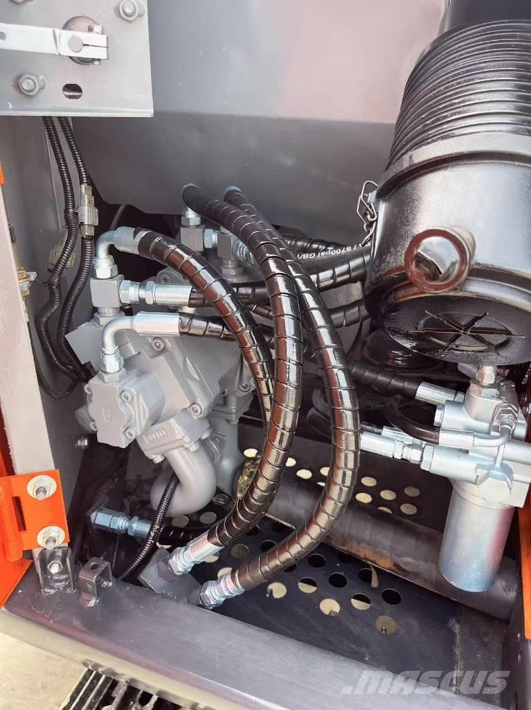 Hitachi ZX 70 Середні екскаватори 7т. - 12т.