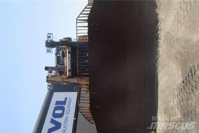 CAT D9T Гусеничні бульдозери