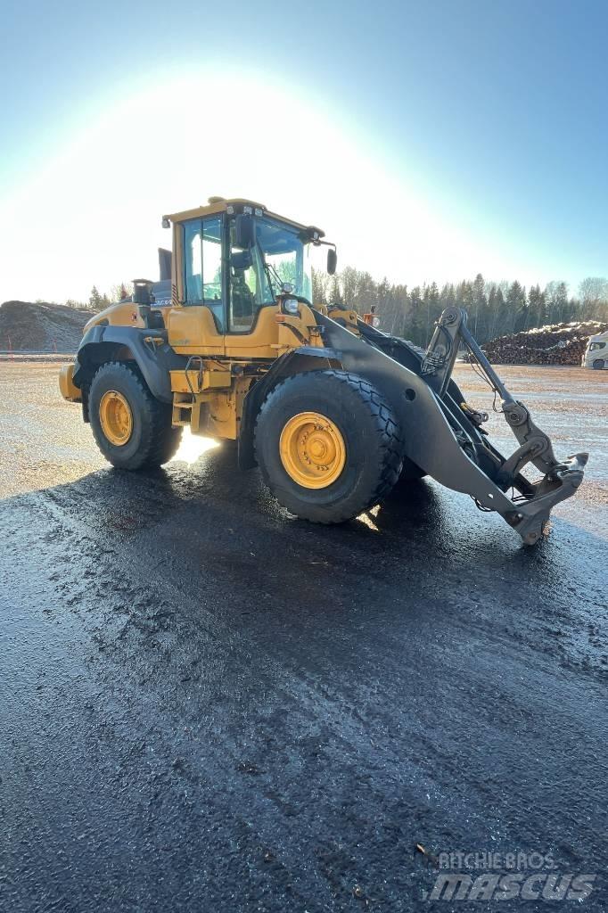 Volvo L 120 H Фронтальні навантажувачі