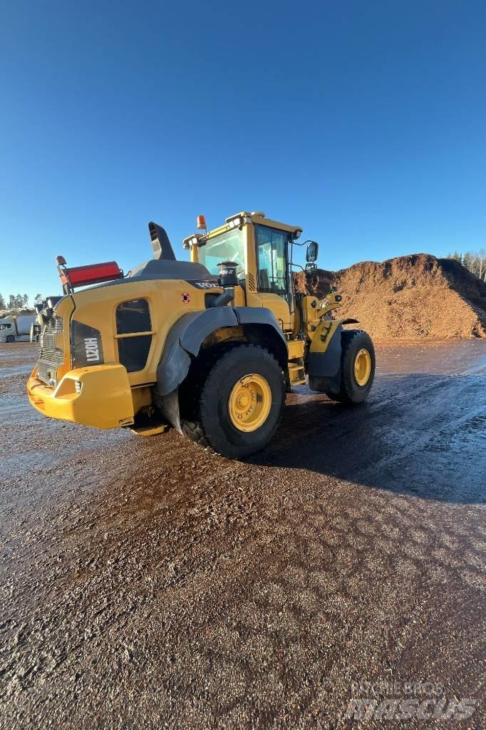 Volvo L 120 H Фронтальні навантажувачі